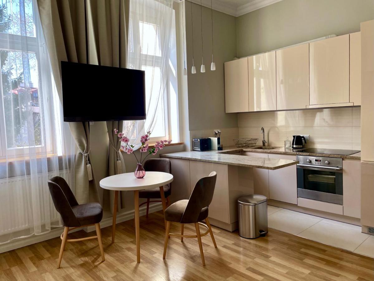 Tresor Barska Apartments Краков Экстерьер фото